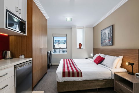 Quality Suites Camperdown - Accommodation in Brisbane 1