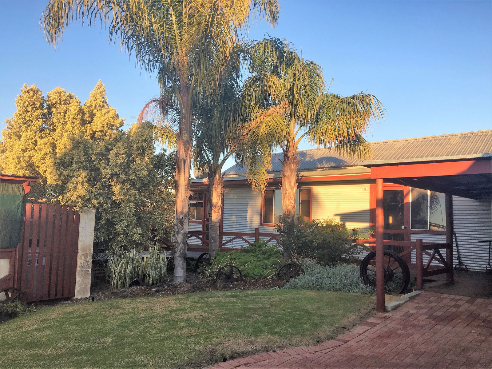 Dandaragan WA Accommodation in Brisbane