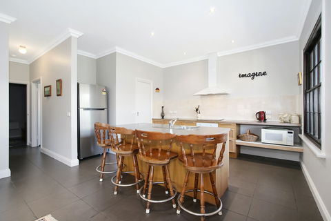 River Verse - Accommodation in Brisbane 2