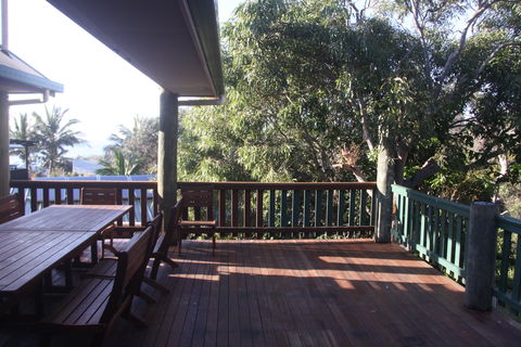 Salty Towers - Accommodation in Brisbane 0