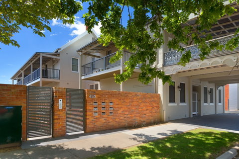 The Waterstreet Apartment - Accommodation in Brisbane 0