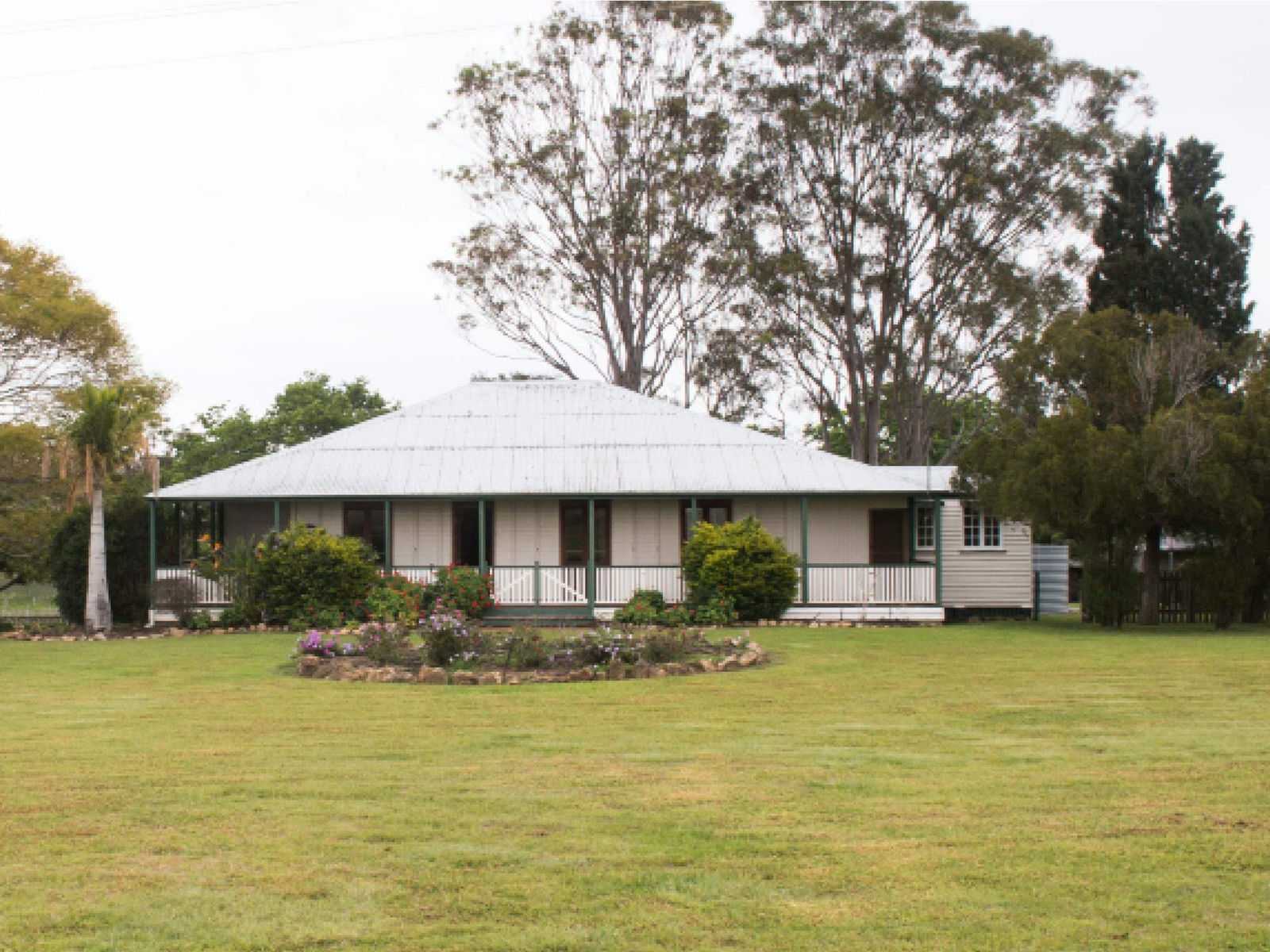 Redgate QLD Accommodation in Brisbane