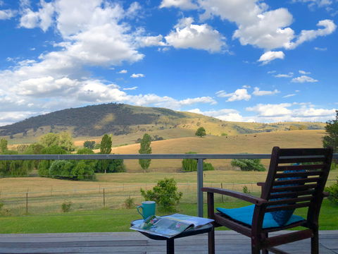 Adelong Valley Farm Stays - Moorallie Cottage - Accommodation in Brisbane 0
