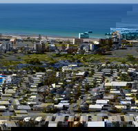Alex Beach Cabins and Tourist Park - Accommodation in Brisbane