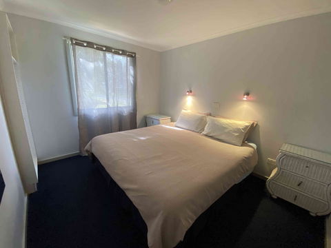 Elliston Caravan Park - Accommodation in Brisbane 2
