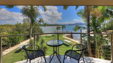 Hinchinbrook Marine Cove Resort - Accommodation in Brisbane 2
