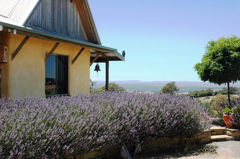 MillDuck StrawBale B&B - Accommodation in Brisbane 0