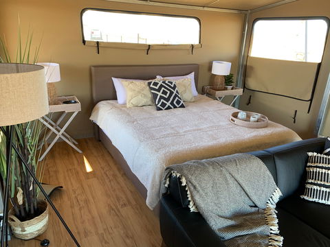 Mitchell Grass Retreat - Accommodation in Brisbane 1