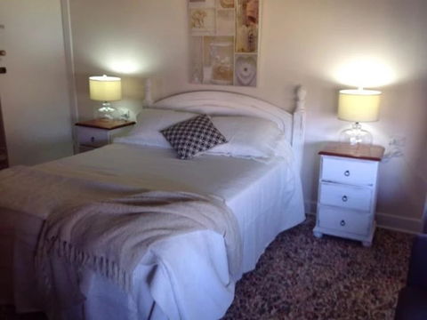Poets On Mertin - Accommodation in Brisbane 0