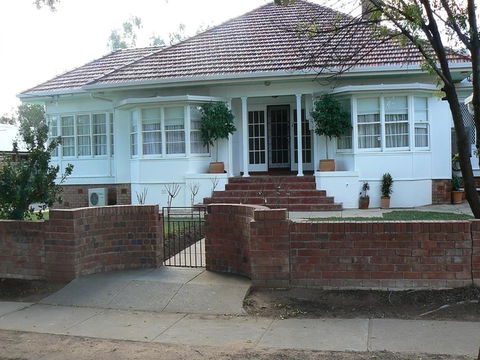 Poets On Mertin - Accommodation in Brisbane 1