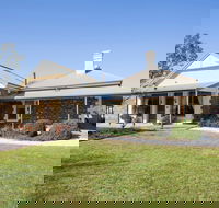 SINKINSON HOUSE - Mount Torrens - Accommodation in Brisbane