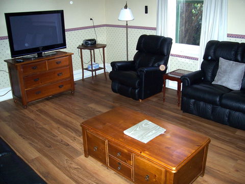 Smith Street Villa, Naracoorte - Accommodation in Brisbane 2