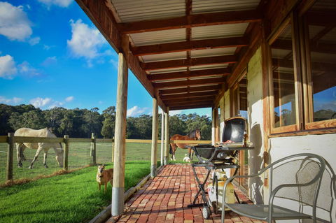 The Glen Farm Cottages - Accommodation in Brisbane 0