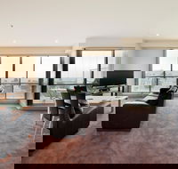 The Waterfront Apartments - Accommodation in Brisbane