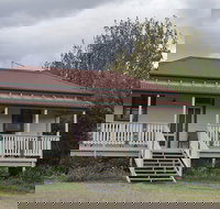 Tier View Twin Cottages - Accommodation in Brisbane