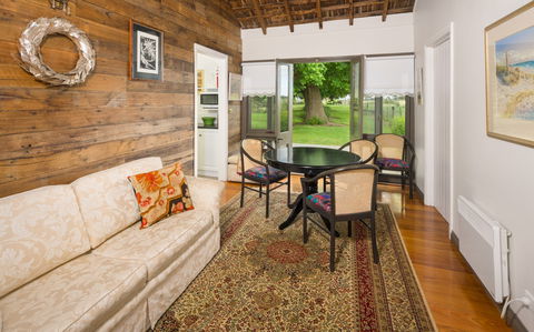 Timboon House & Stables - Accommodation in Brisbane 2