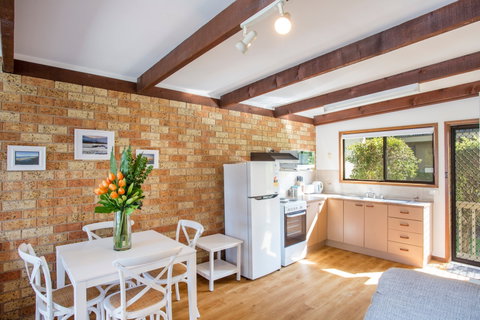 Villa De Golf At Mollymook - Accommodation in Brisbane 1