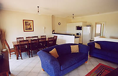 A Beachfront Villa Rockingham - Accommodation in Brisbane 0