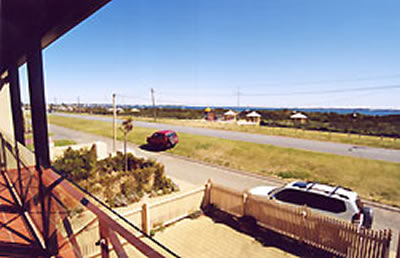 A Beachfront Villa Rockingham - Accommodation in Brisbane 3