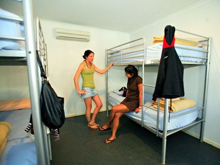 Blue Reef Backpackers - Accommodation in Brisbane 2