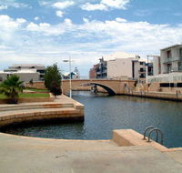 Crest Del Mar Apartments - Accommodation in Brisbane