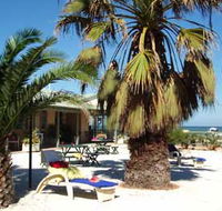 Tradewinds Seafront Apartments - Accommodation in Brisbane