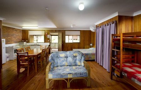 Hungry Head Cabins - Accommodation in Brisbane 2