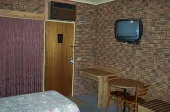 Cottage Motor Inn - Accommodation in Brisbane 3