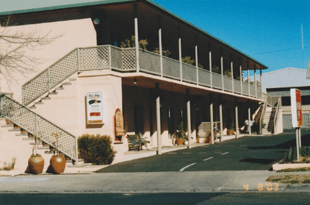 New England Motor Inn - Accommodation in Brisbane