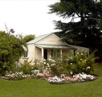 Creekside Cottages - Accommodation in Brisbane
