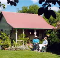 Poppys Cottage BB - Accommodation in Brisbane