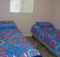 JJ's Holiday Cottages - Mitchell Street - Accommodation in Brisbane