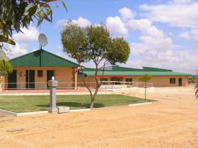 Tressie's Museum And Caravan Park - Accommodation in Brisbane 0