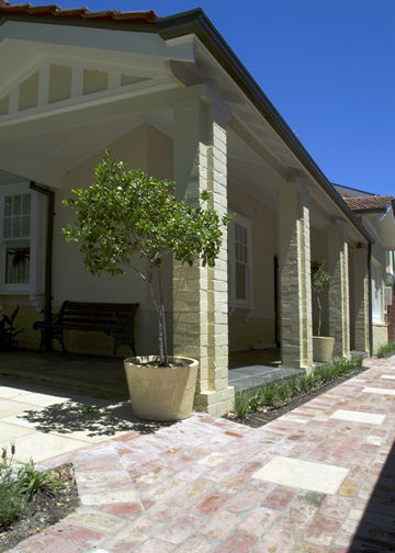Elwood Beaches - Accommodation in Brisbane 0