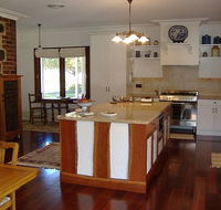 Poplar Cottage Bed And Breakfast - Accommodation in Brisbane