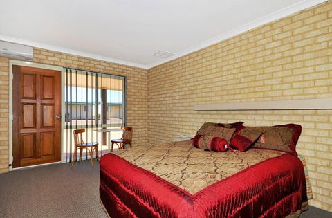 Drakesbrook Hotel Motel - Accommodation in Brisbane 0