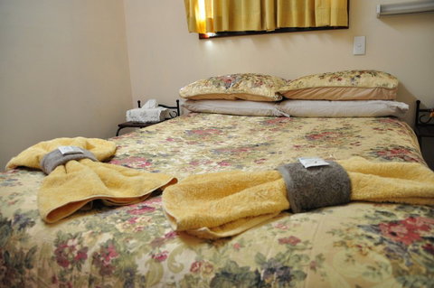 Watsons Way Country Stay And Rock Tours - Accommodation in Brisbane 2