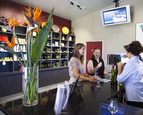 Adina Vineyard & Olive Grove - Accommodation in Brisbane 2