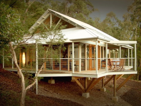 Bombah Point Eco Cottages - Accommodation in Brisbane 0