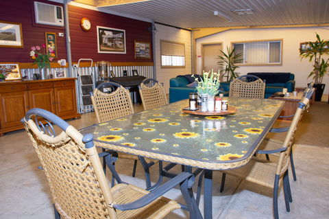 Chrissie's Dongara - Accommodation in Brisbane 0