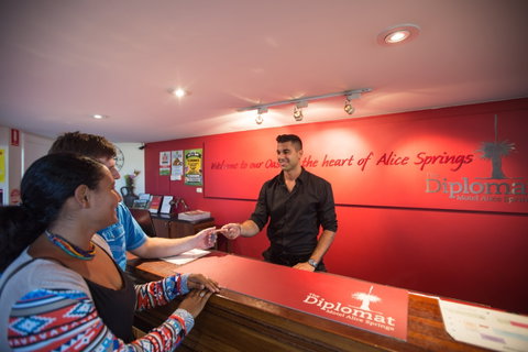 Diplomat Alice Springs - Accommodation in Brisbane 1