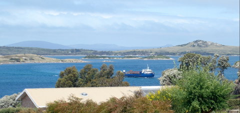 Island View Retreat - Accommodation in Brisbane 0