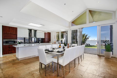Mulwala 105 - Accommodation in Brisbane 2