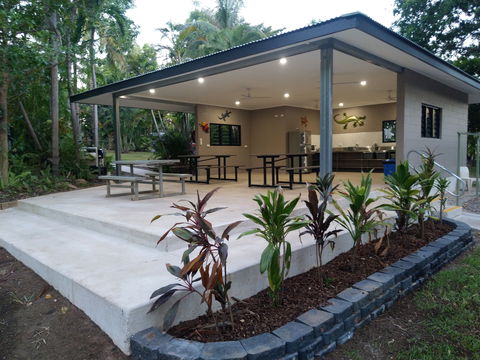 Oasis Tourist Park - Accommodation in Brisbane 1