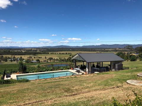 Sovereign Hill Country Lodge - Accommodation in Brisbane 1