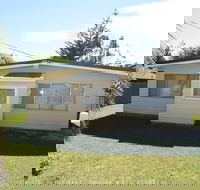 The Surfway Cottage Berrara - Accommodation in Brisbane