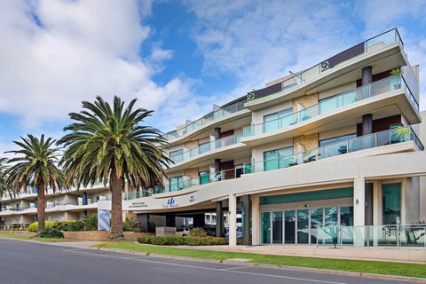 350 Sur La Plage At The Waves - Accommodation in Brisbane 1