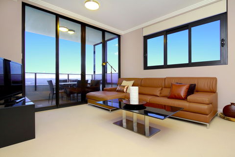 Australia Towers - Accommodation in Brisbane 2