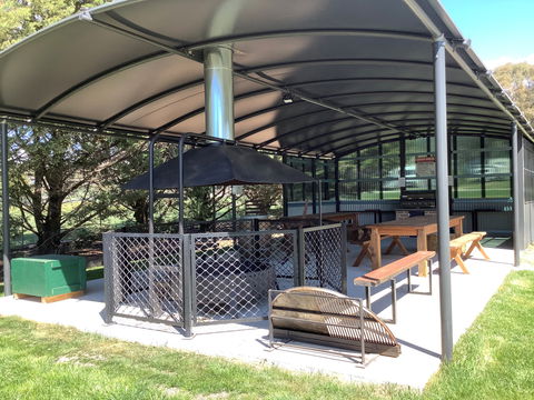 Blayney And Villages Tourist Park - Accommodation in Brisbane 0