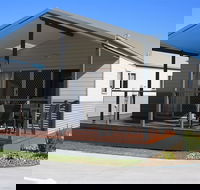 Bowlo Holiday Cabins - Accommodation in Brisbane